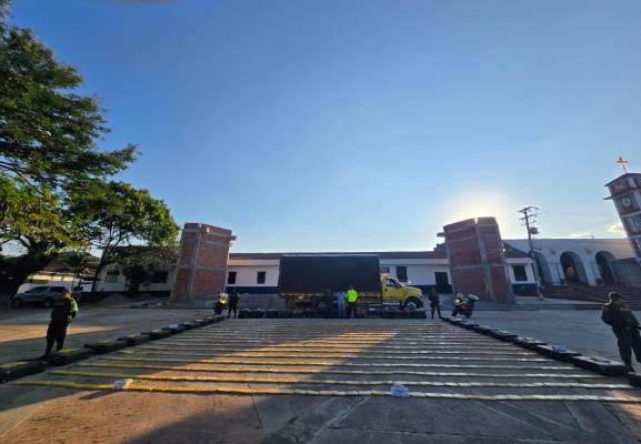 Lucha frontal contra el narcotráfico en el Huila