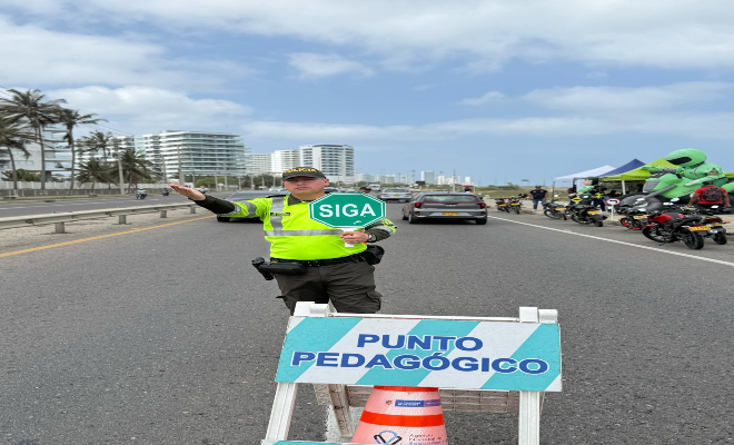 La Seccional de Tránsito y Transporte de Bolívar ha dispuesto 115 uniformados para garantizar la seguridad vial de los bolivarenses.