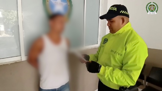 Lectura de derechos del capturado Cimitarra