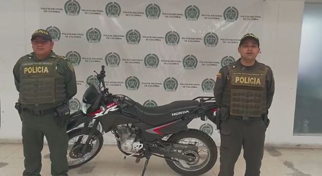 Gracias al uso de tecnología policial, se logró identificar que el vehículo era solicitado por la Fiscalía Local 5 de Pasto