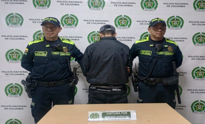 Dos polic&iacute;as y un ciudadano capturado 