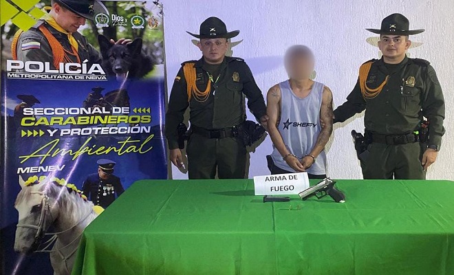 Policía Nacional Captura a Hombre por Porte Ilegal de Armas en Neiva