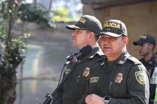 General Gualdron interviniendo