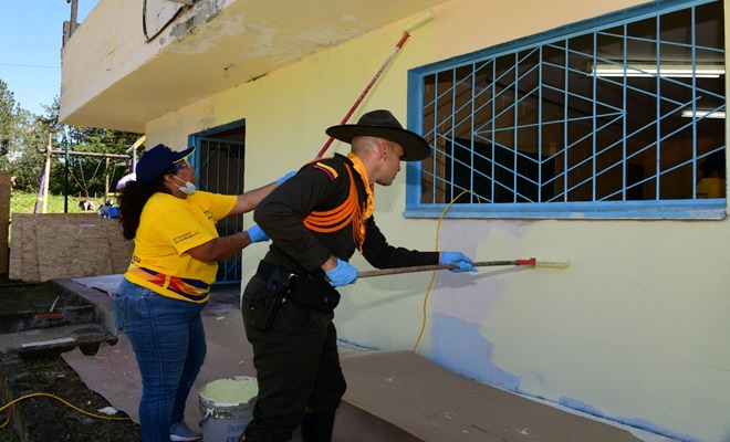 Pintura escuelitas rurales