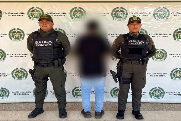La Policía Nacional aprehende en flagrancia a menor de edad por el delito de extorsión