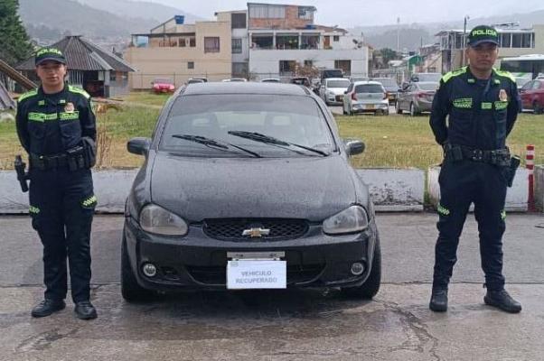 Policía Nacional recupera vehículo hurtado en Ipiales gracias a labores de investigación