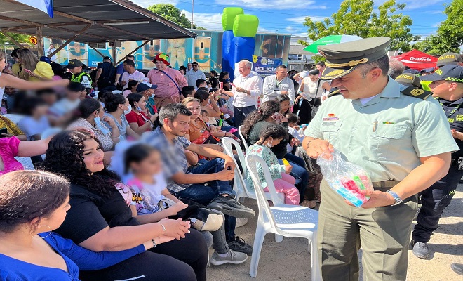 La Policía Nacional brinda acompañamiento a jornada de salud con la fundación "Healing the Children"