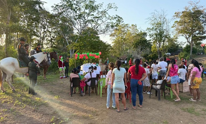 Policía con la comunidad