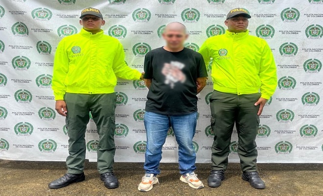 Pretendía salir del país y fue recapturado por la policía