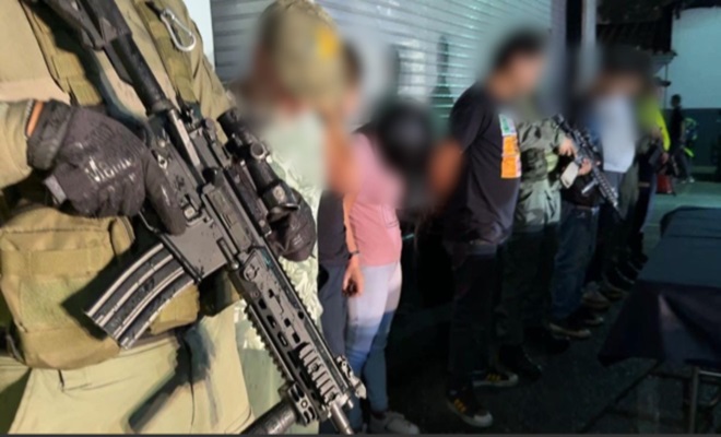 La Policía Nacional, en coordinación con la Fiscalía, desmanteló un centro de acopio que abastecía al Grupo Delincuencial Barrio Antioquia en Medellín.