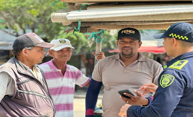 Su labor comienza desde que entra al servicio y no termina ni cuando se quita las botas 