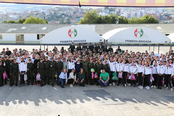 Un día de bienestar para hombres y mujeres que prestan su servicio militar en el ejército y la policía