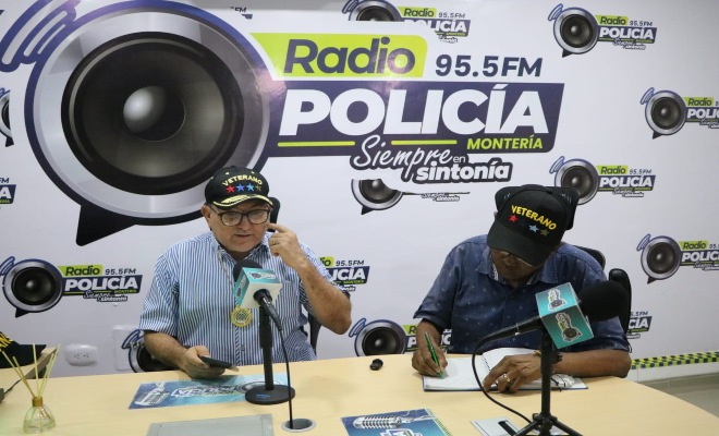 La emisora de la Radio Policía Nacional en Montería abrió sus micrófonos para rendir homenaje a los veteranos.