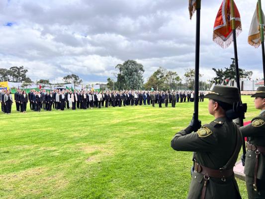 153 profesionales inician hoy su carrera como oficiales de policía.