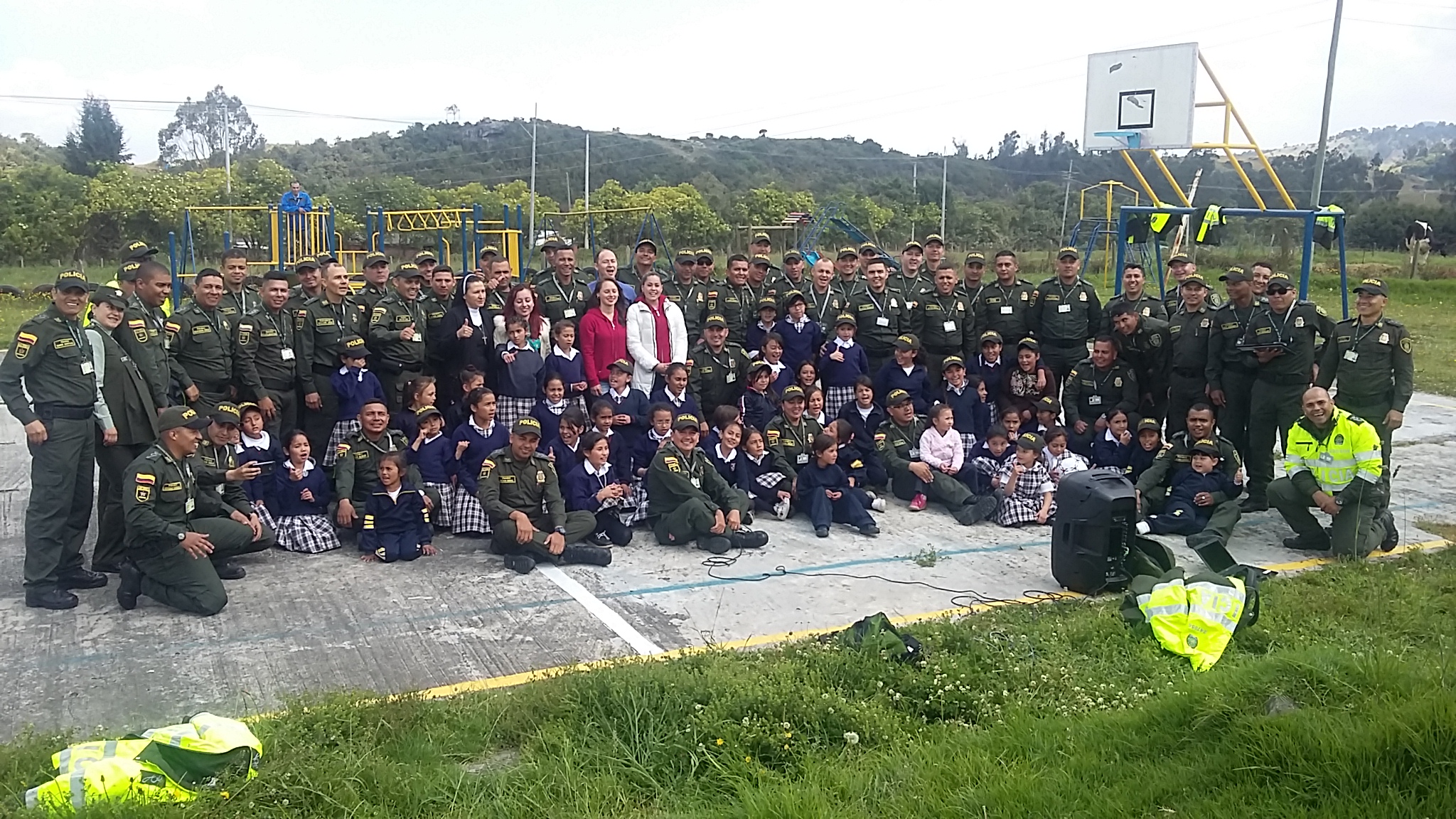 Nuestra Escuela se vincula con la población escolar del municipio de Sibaté
