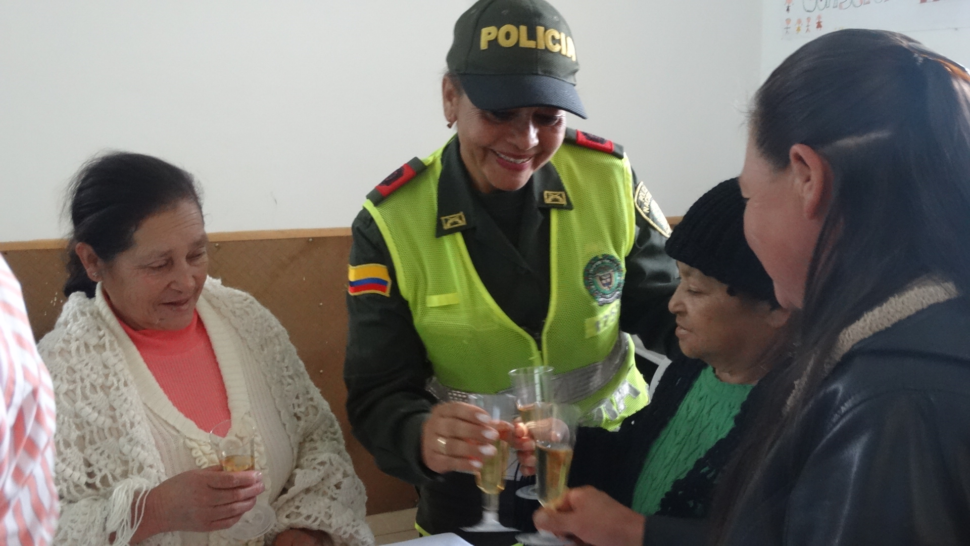 Les brindamos un nuevo hogar a las hermanas Cucaita