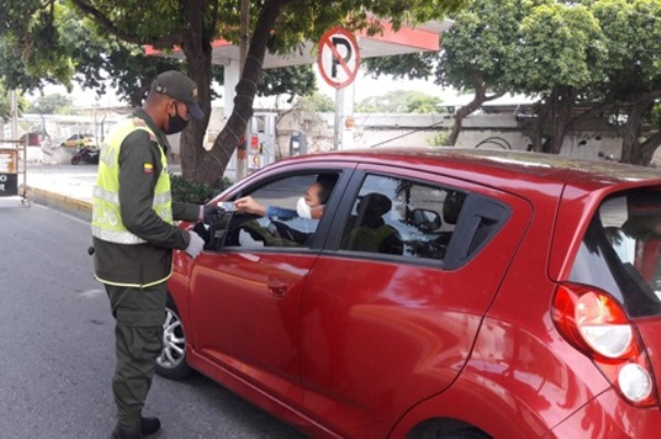 Aislarnos-para-no-separarnos-porque-somos-uno-somos-todos