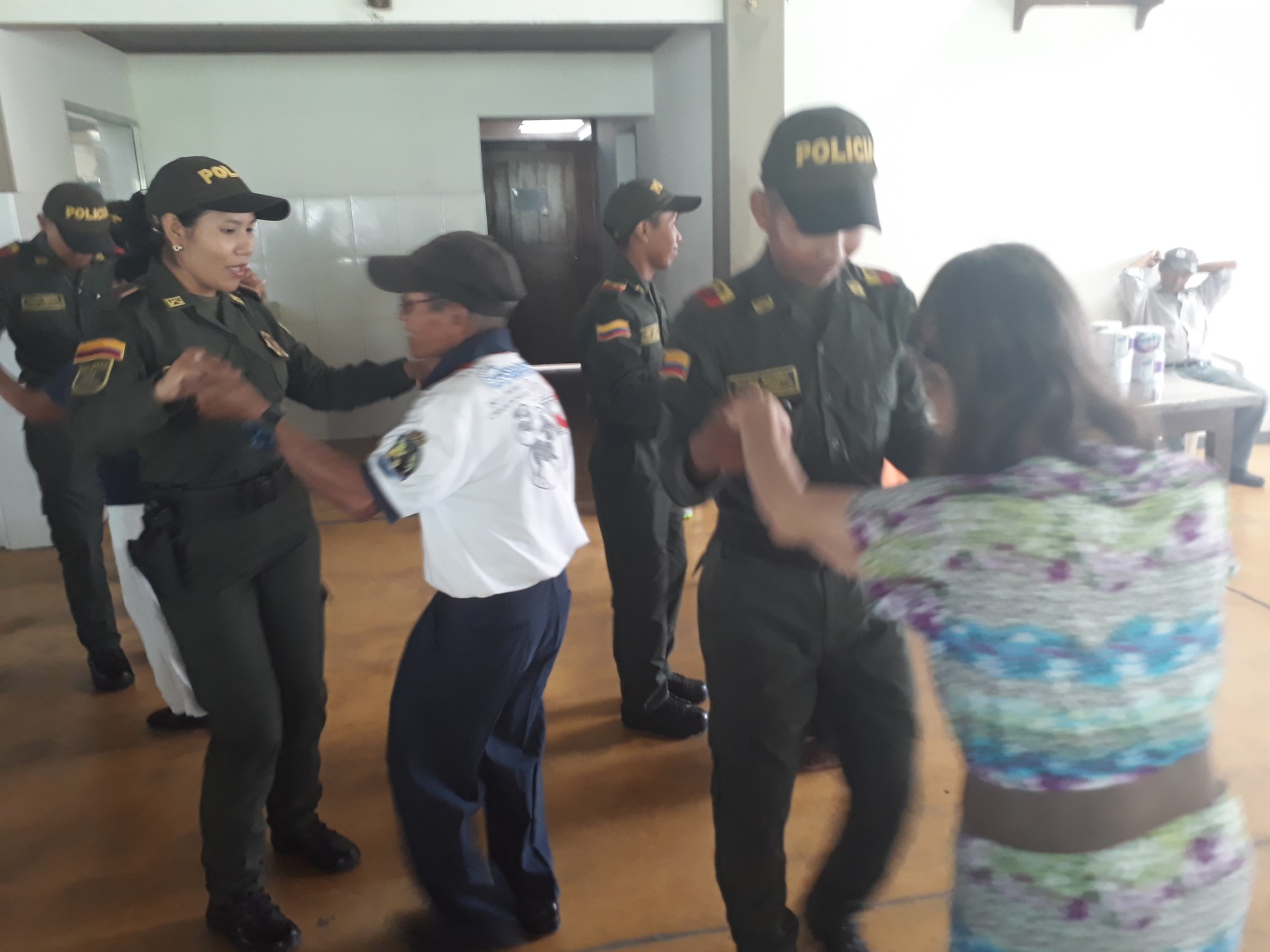 plan desarme voluntario en el ancianato 