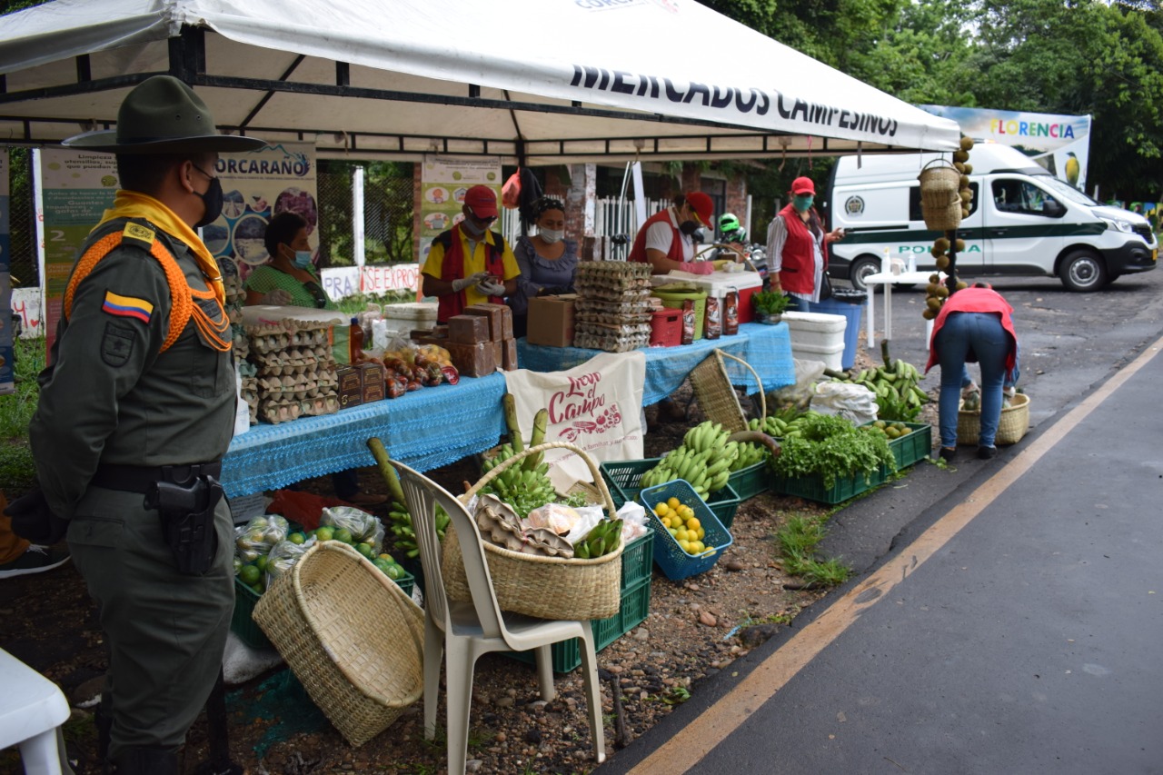 apoyamos-los-mercados-campesinos-en-florencia