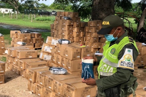 Aprehendimo- 29.300-pares-de-guantes-industriales-de-contrabando