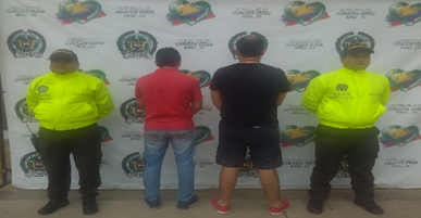 dos capturados en  operativos de registro y allanamiento a locales comerciales 