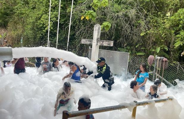  En un trabajo articulado, la Policía realizó  jornada de esparcimiento y recreación en el sector rural denominada “Cine con tu Policía”