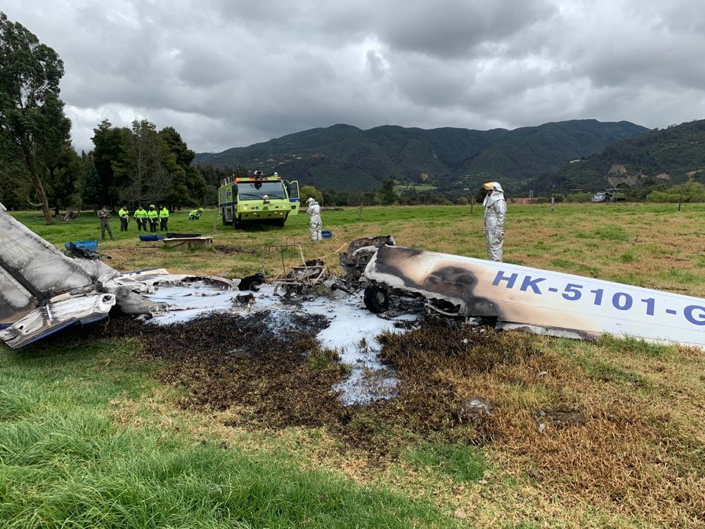 Tripulación-del-Halcón-de-la-Policía-rescató-con-vida-a-joven-en-accidente-aéreo