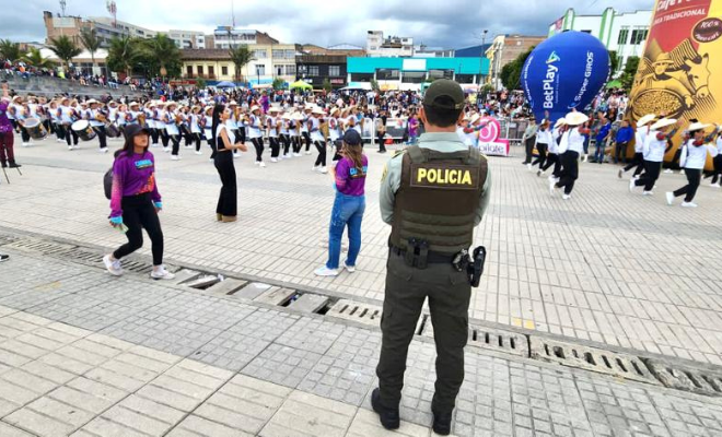 Acompañamiento y seguridad pre carnaval negros y blancos