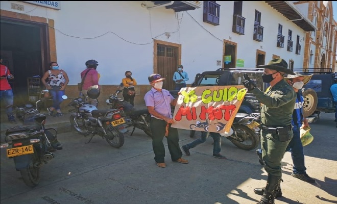 Realizamos campaña contra el hurto a motocicletas 