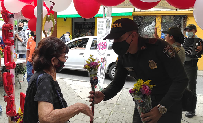 Campaña de amor y amistad en Medellín 
