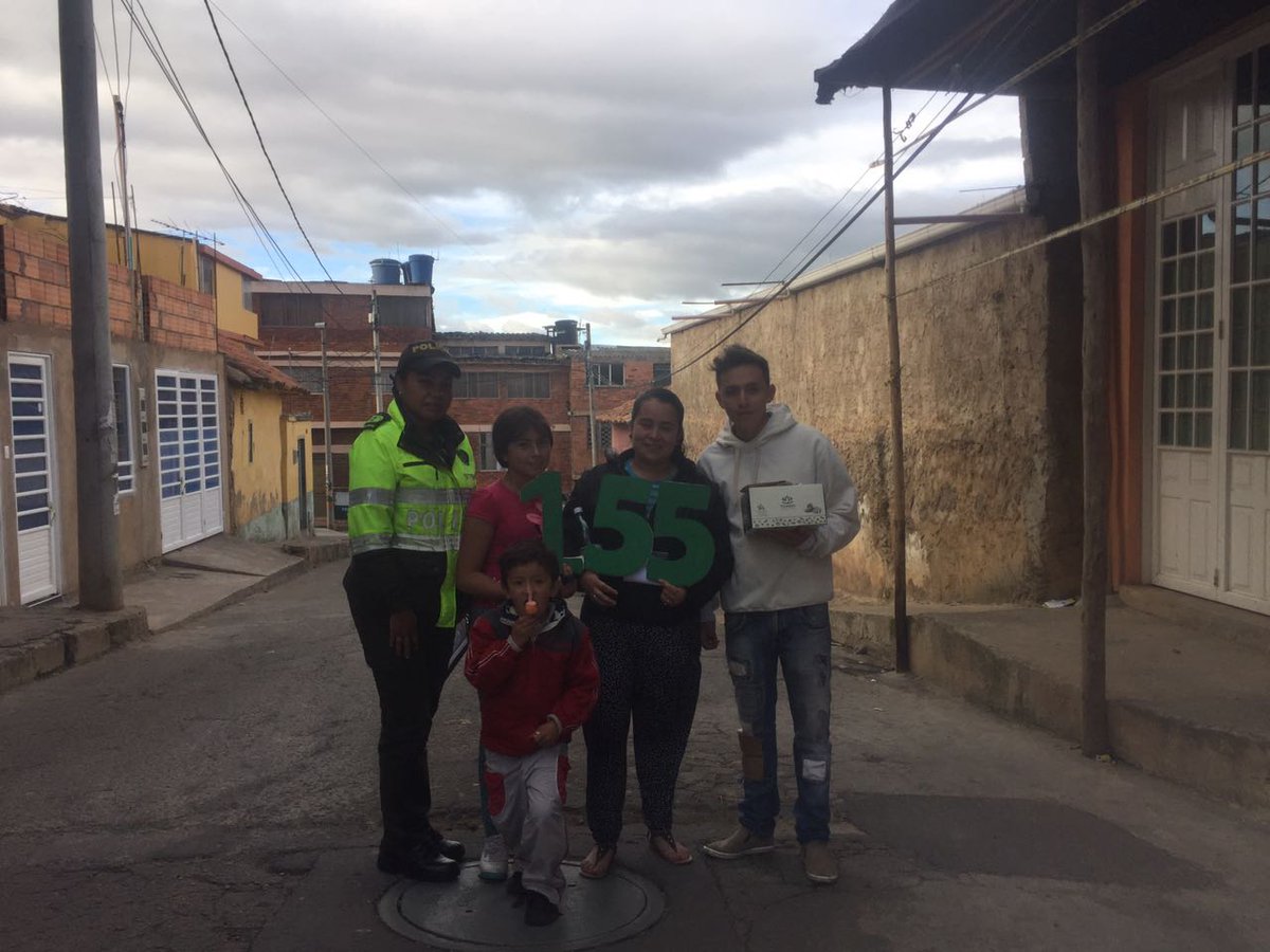 policia-realiza-campaña-contra-la-violecia-de-genero-en-tunja
