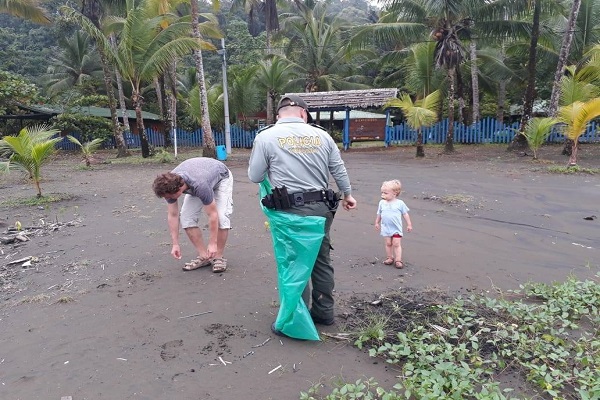 En-las-playas-del-Valle-Chocó-lideramos-campaña-de-conservación-de-espacios-limpios
