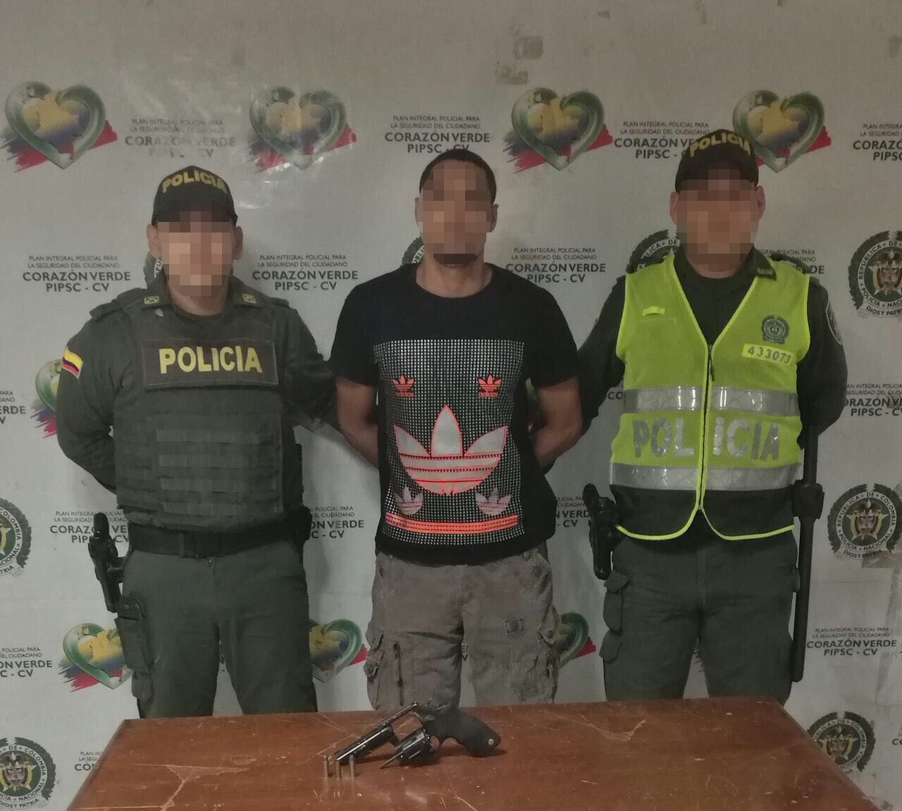  “Thainer” capturado por porte ilegal de armas de fuego y lesiones personales