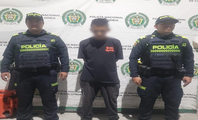 Policía Nacional en una rápida reacción captura una persona en flagrancia por el delito de homicidio