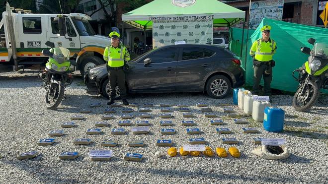 Se realizó un hallazgo de 51.000 gramos de cocaína, 5.000 gramos de base de coca