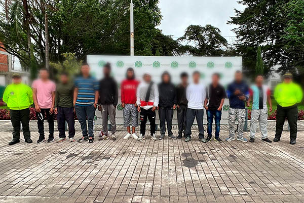 distribuían_estupefacientes_en_menores_cantidades_