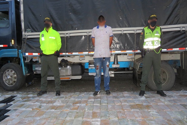 cargamento_valorizado_en_180_millones_de_pesos