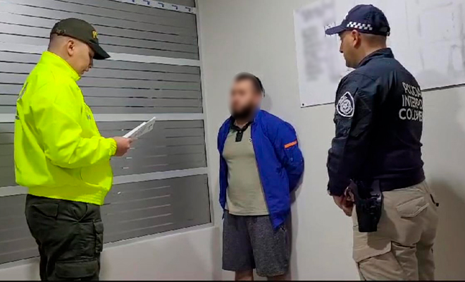 Solicitado por las autoridades judiciales del condado de Hudson en Nueva Jersey