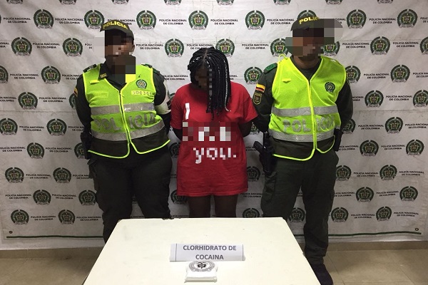 Capturamos-una-mujer-en-flagrancia,-cuando-intentaba-ingresar-droga-al-centro-carcelario-de-Istmina.