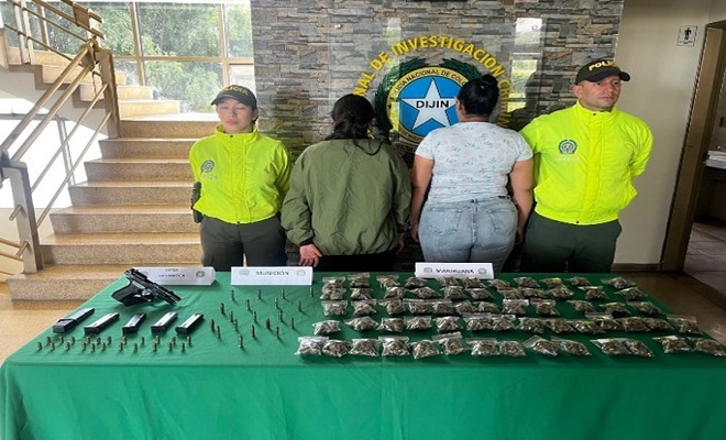 Se incautaron varias dosis de estupefacientes, munición y un arma traumática.