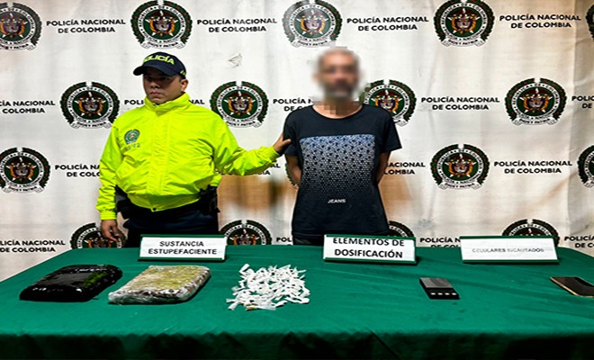 capturado elementos y estupefacientes