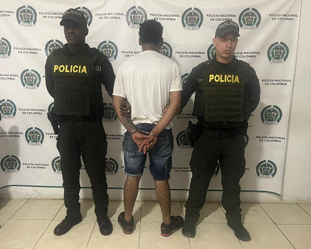 El sujeto habría agredido con arma cortopunzante a un hombre de 29 años de edad 