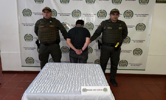 El hombre deberá responder por el delito de tráfico, fabricación o porte de estupefacientes