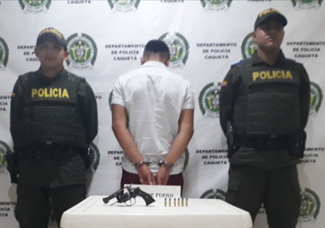 capturado-con-revolver-ilegal-florencia