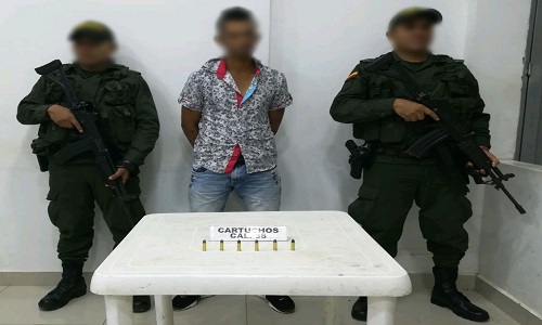Fueron capturadas cuatro personas por porte ilegal de armas de fuego y municiones 
