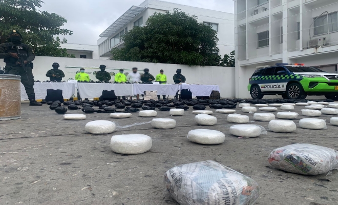 Incautamos aproximadamente 400 kilos de cocaína, 48 armas de fuego y abundante munición