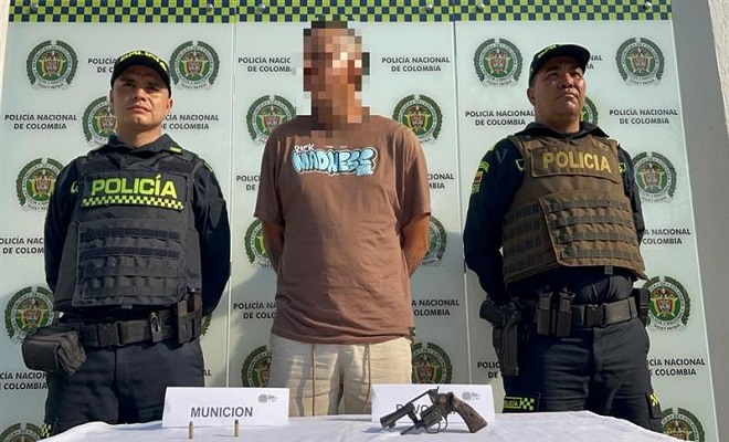 Fue capturado en flagracia con un arma de fuego