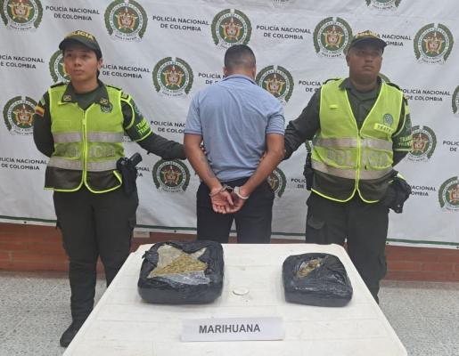 Capturado en operativo de la Policía un hombre que transportaba más de 3.700 gramos de marihuana creepy