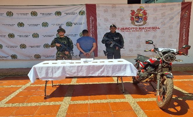 Captura de una persona con munición para armamento largo