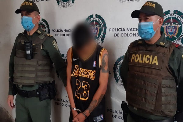 Capturado por intimidación y hurto con arma blanca 